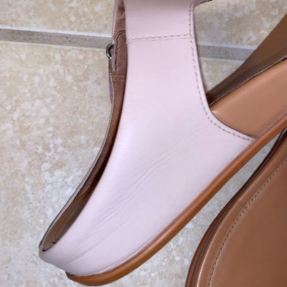 FITFLOP brand tan sandals womens flip flops size 10 - Picture 3 of 12